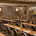 Hotel Renaissance Dusseldorf