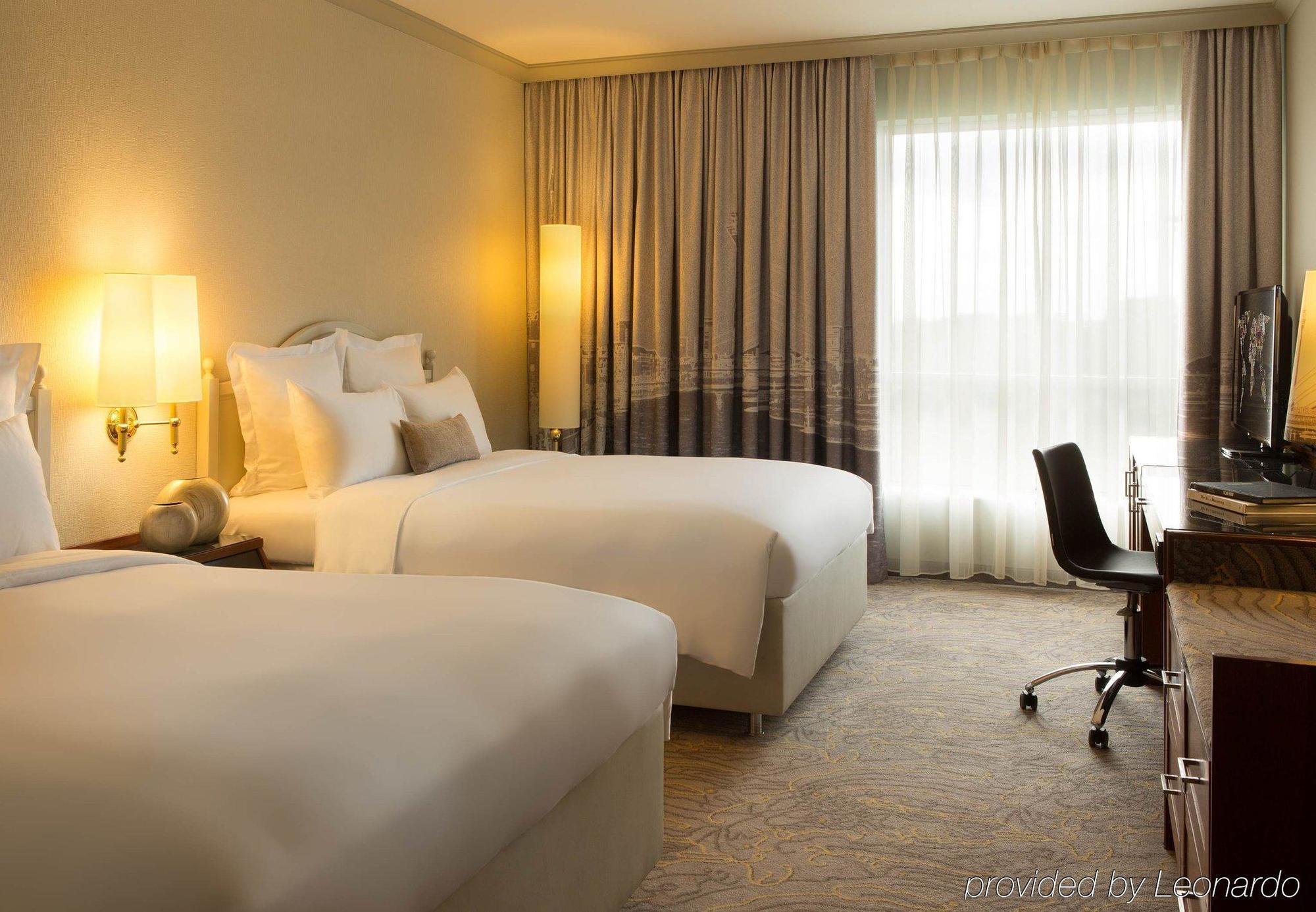 Hotel Renaissance 4*