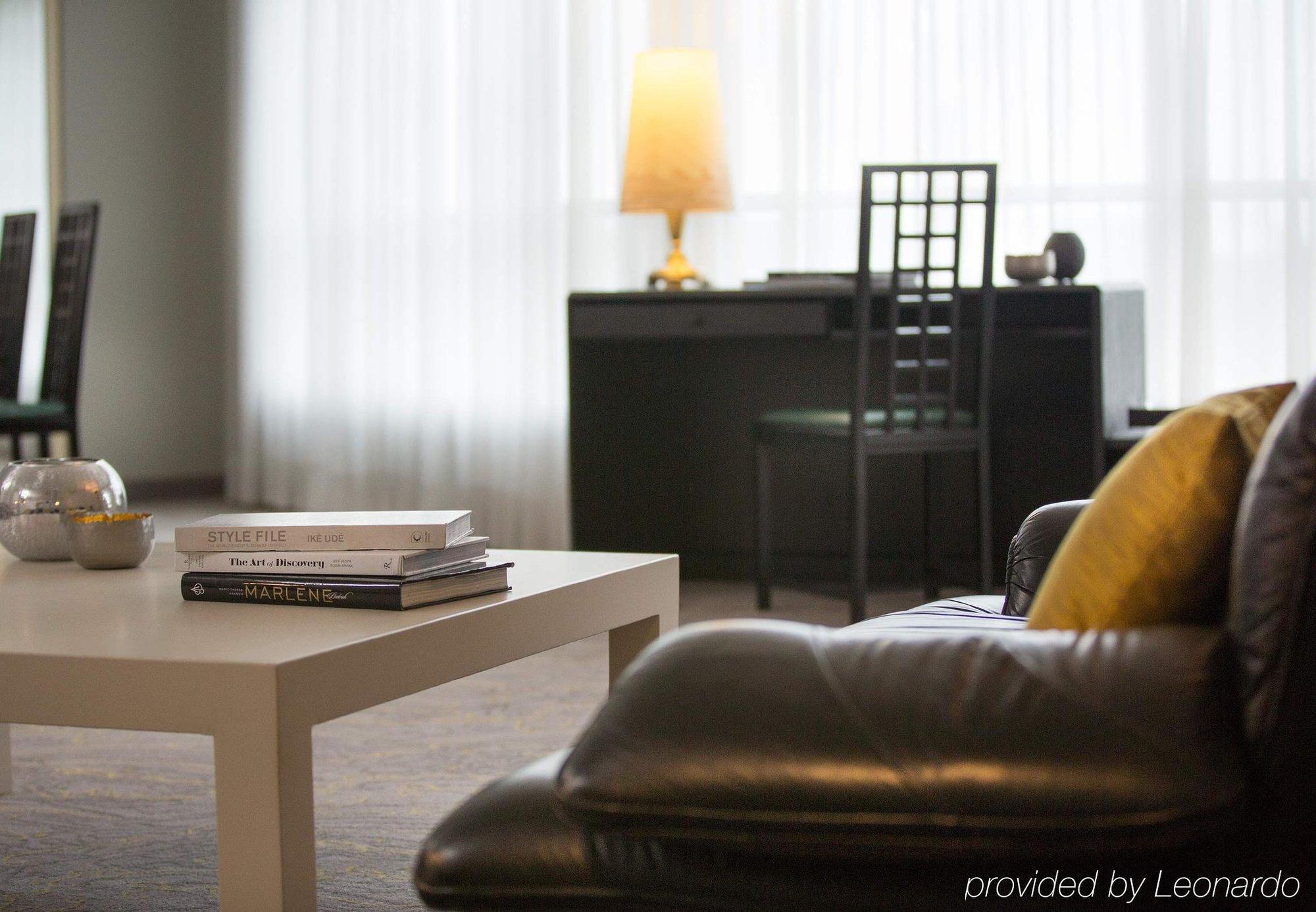 Hotel Renaissance Dusseldorf