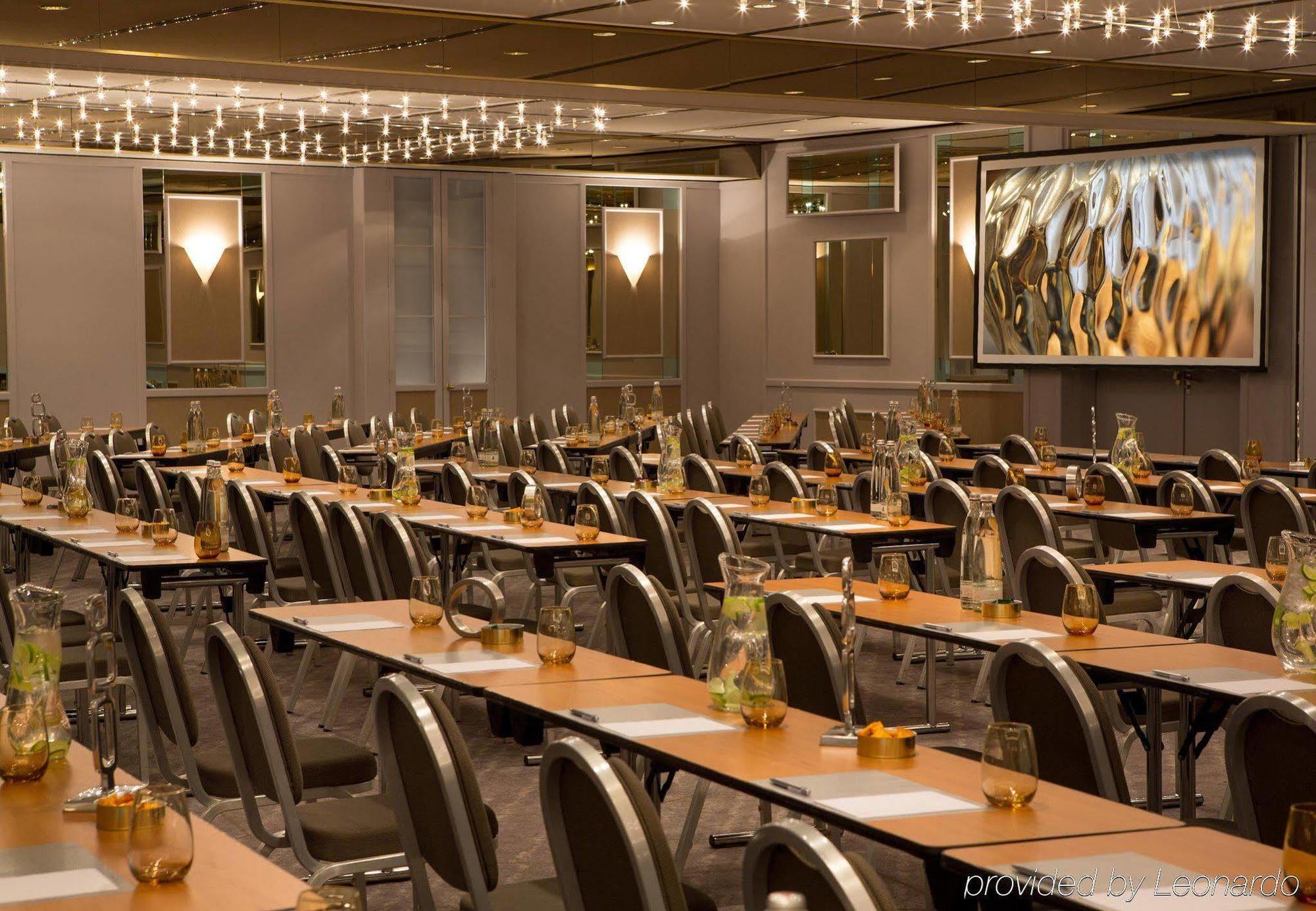 Hotel Renaissance Dusseldorf